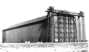 Airship-mooring-mast-and-hangar-(Kala-Chapra)-Karachi-(1927)