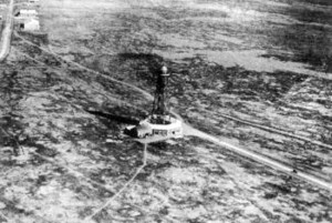 Airship-mooring-mast-and-hangar-Karachi-2-(1927)