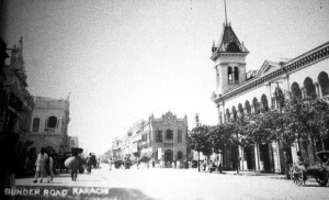 Bundar-Road-(now-M.-A.-Jinnah-Rd.)-The-Max-Denso-Hall-(completed-1886)-can-be-seen-in-these-pictu